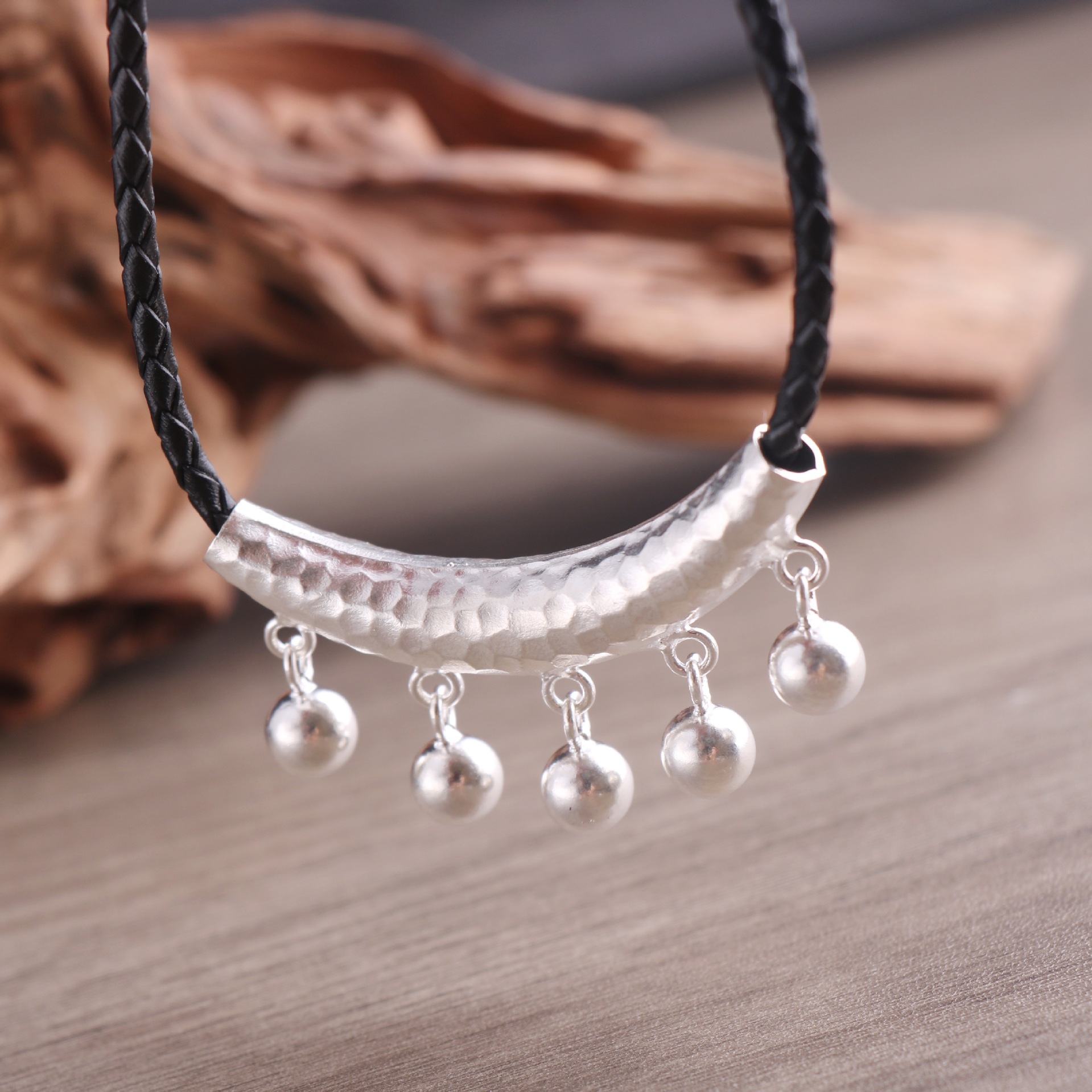 s925铃铛弯管光吊坠 手工打造敲打纹理穿孔少数民族风格素银挂件