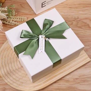 纯色高级礼物盒仪式感包装盒生日简约伴手礼品盒田田