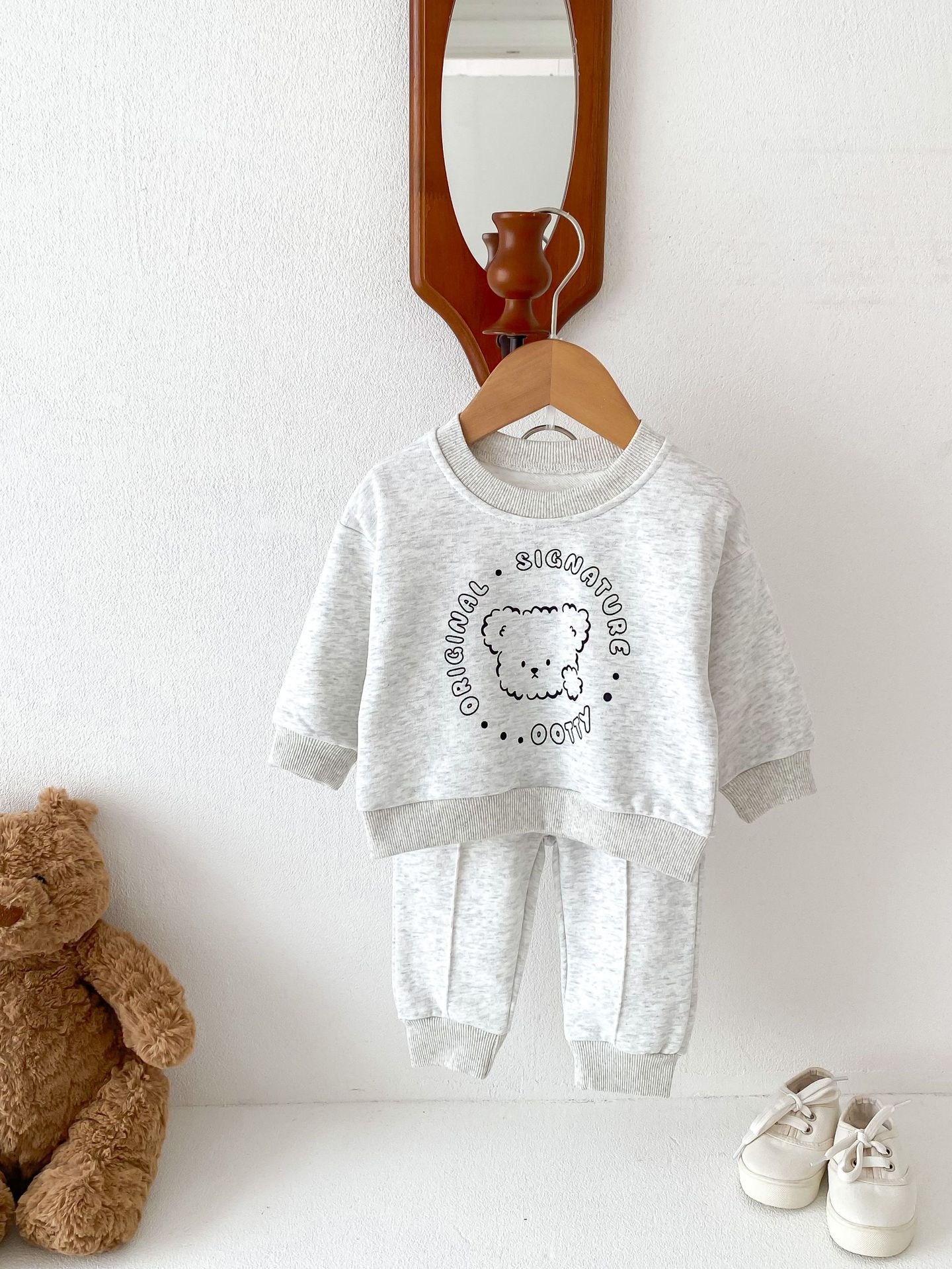 24 Spring New Korean Style Baby Clothes Children's Suit Ins Sports Cute Bear Two-Piece Long Sleeve Trousers