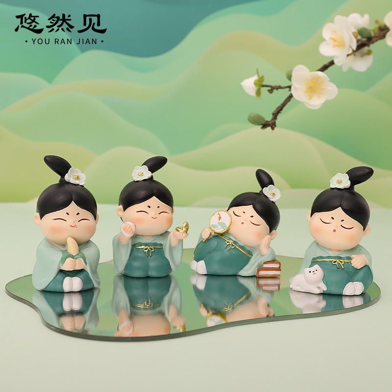 Chinese Creative Small Gift Antique Cute Girl Home Desktop Car Cake Decoration Resin Car Decoration