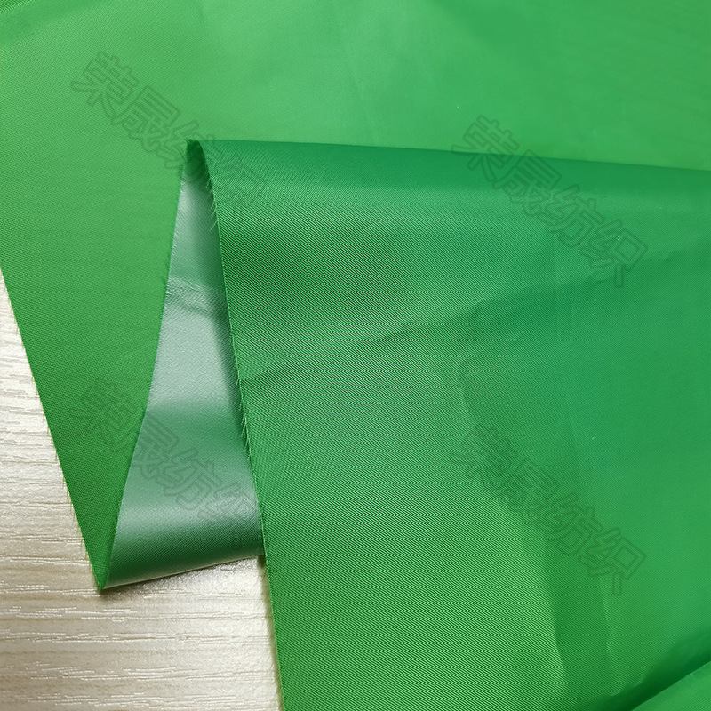 薄款透气防水防污tpu面料薄膜复合防水布料 隔尿垫宠物围裙罩衣