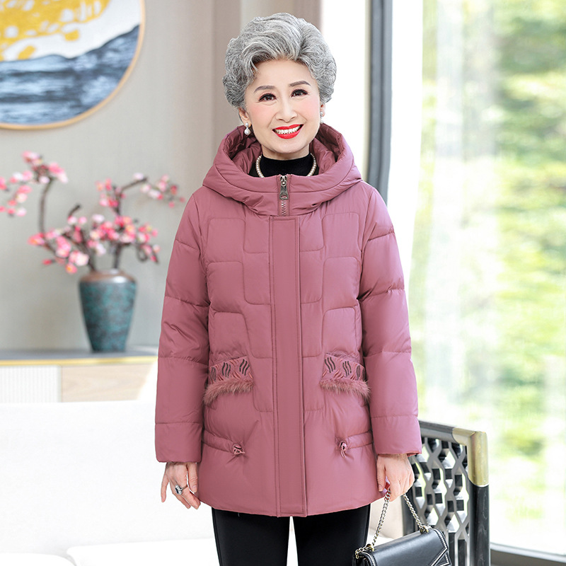 老年妈妈羽绒服女短款加厚冬装70岁中老年时尚洋气保暖外套白鸭绒