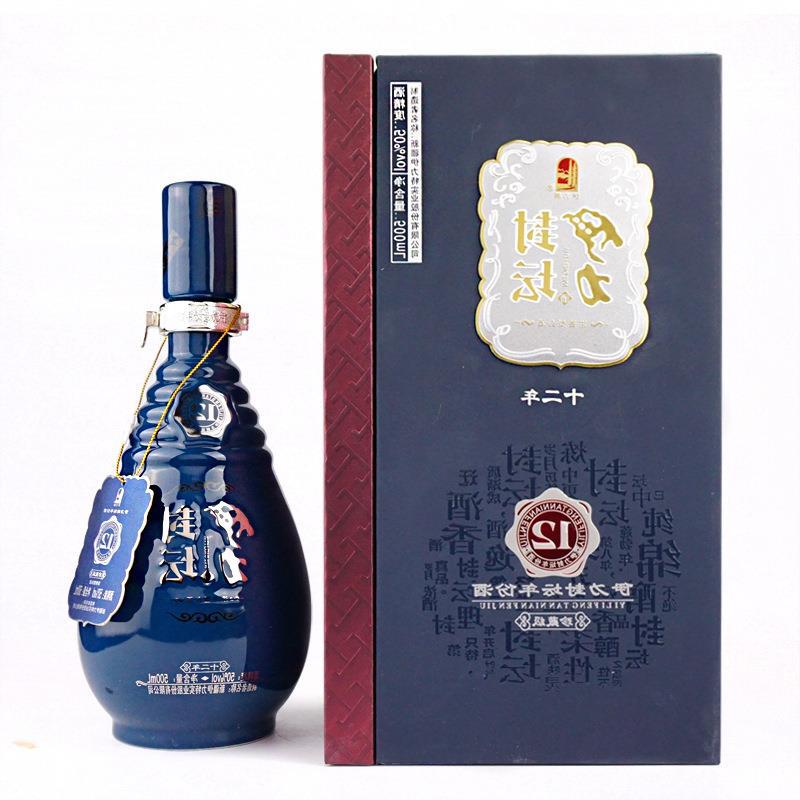 新疆伊力特白酒50度伊力封坛年份酒(十二)婚宴商务批发