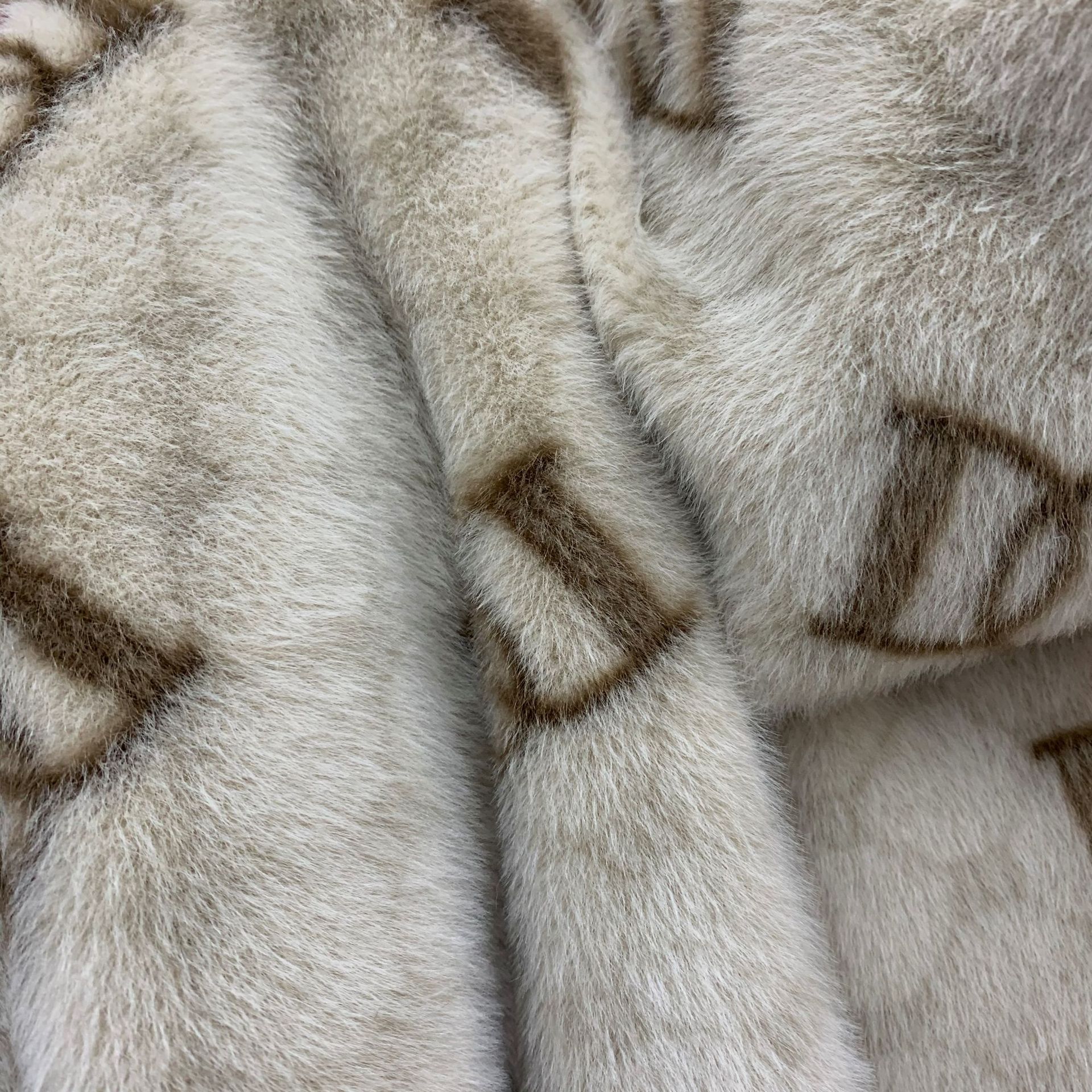 貂绒印豹纹 欧貂印花 雪狐貂 小金貂 玉狐绒 水貂 黄金貂服装面料