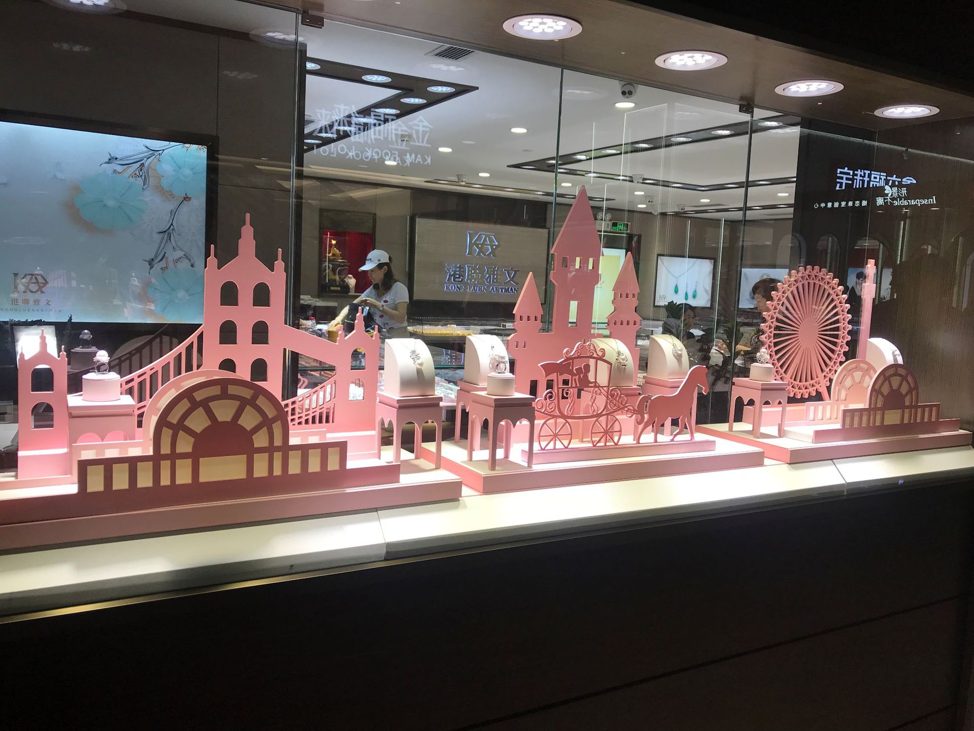 免费设计定制珠宝展示道具 首饰橱窗陈列道具创意个性设计