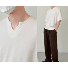 韩版潮流小众坑条纹短袖T恤男夏季新款设计感V领宽松百搭半袖上衣