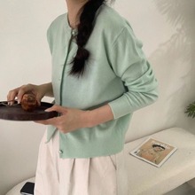 韩国版女装2023秋季新款圆领减龄糖果色金扣100%羊毛开衫刺绣外套