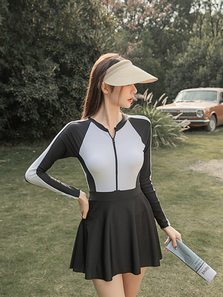 韩国新款长袖泳衣女保守显瘦遮肉胖mm大码游泳馆专业用运动风泳装