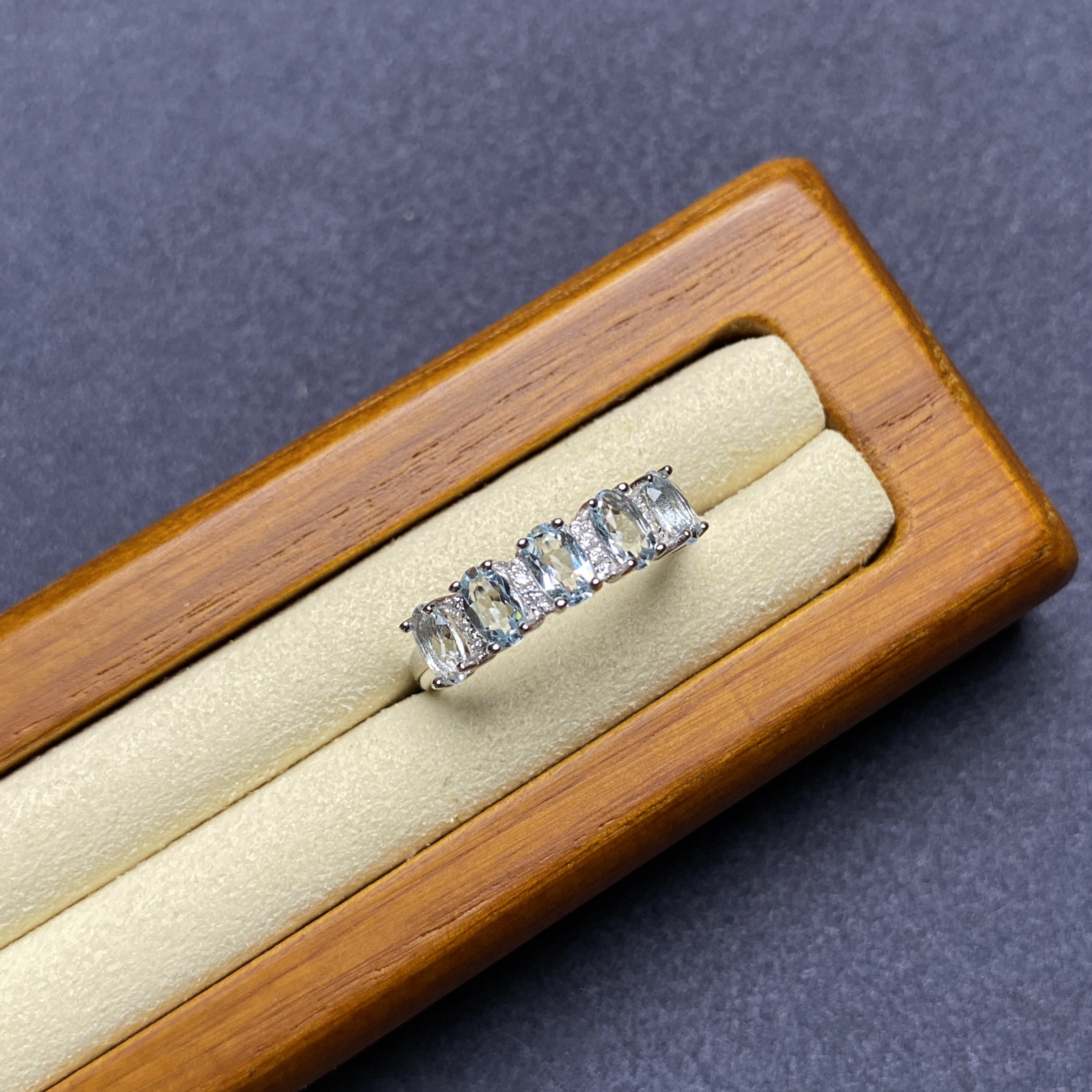 天然彩宝海蓝宝排戒净体s925纯银镶嵌女戒活口可调节首饰礼物