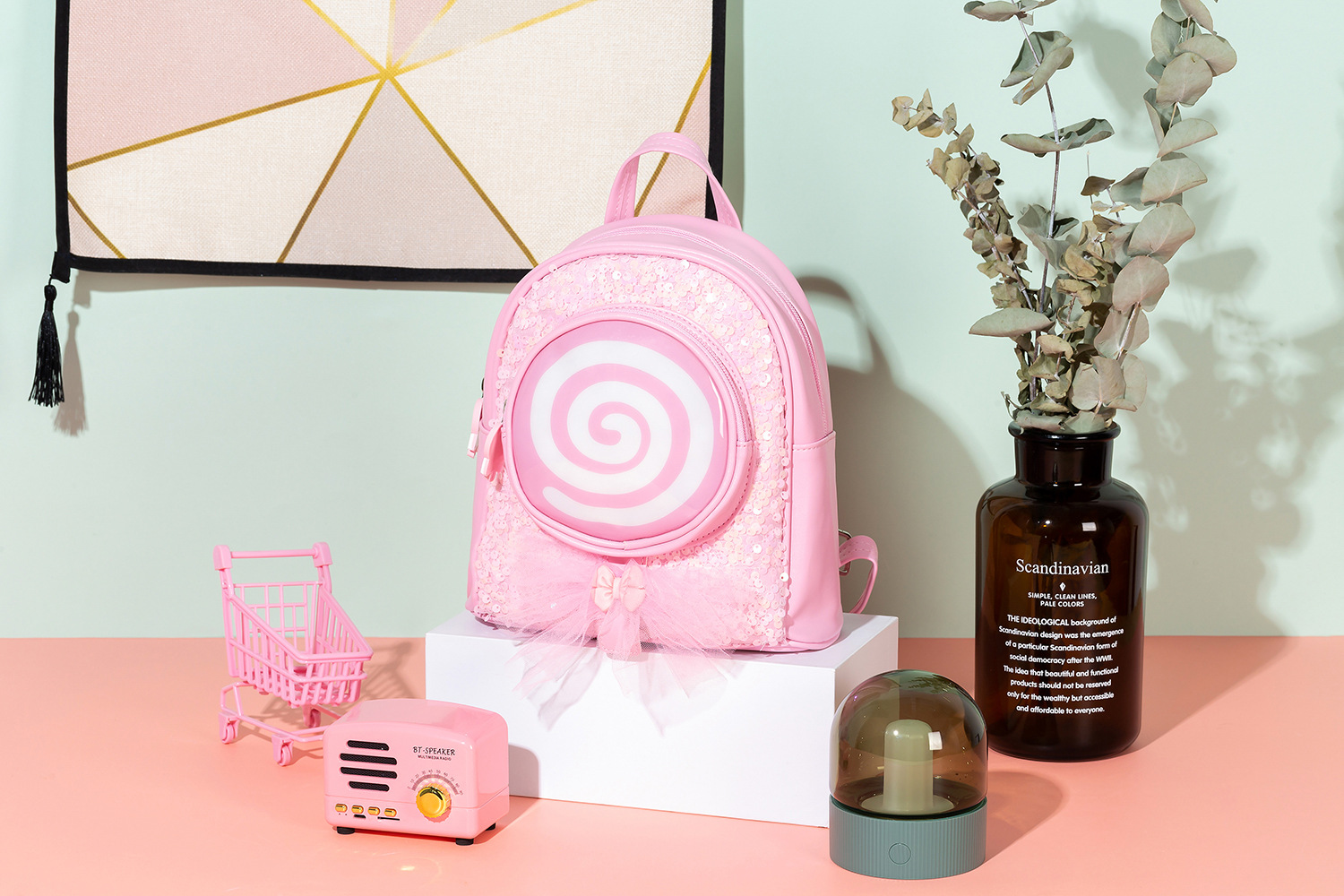 新款幼儿园儿童书包女孩街拍led亮片背包可爱棒棒糖卡通双肩包