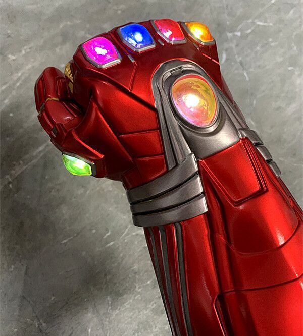 钢铁侠无限手套大人儿童可穿戴猎霸发光手套可动无限战争灭霸宝石