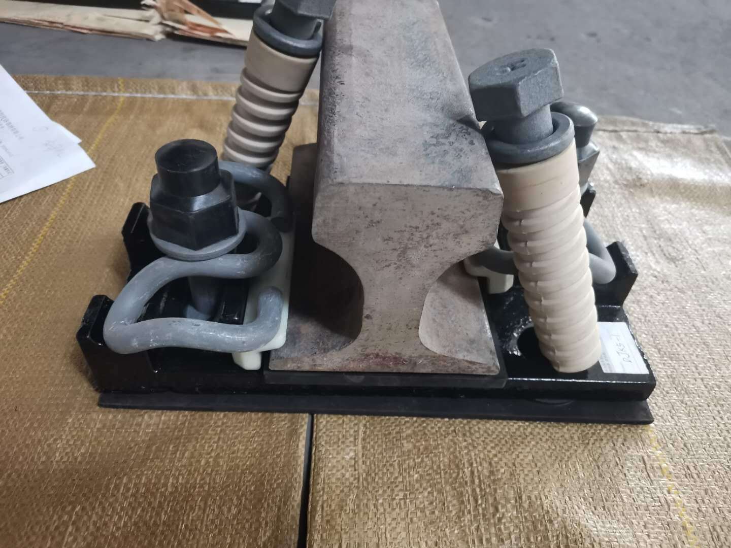 地铁弹条扣件dtiii-2型弹条扣件60kg/m整体道床扣件