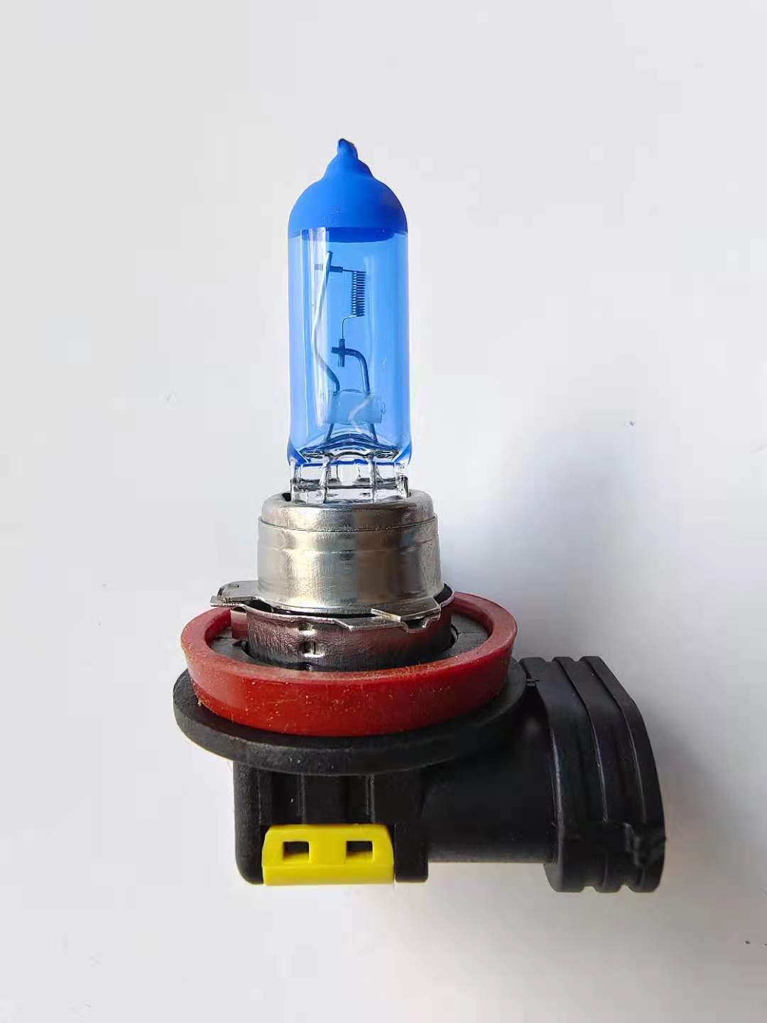 超亮激光汽车前照灯h1 h4 h7 9005 h11超白光黄金光汽车卤素灯泡