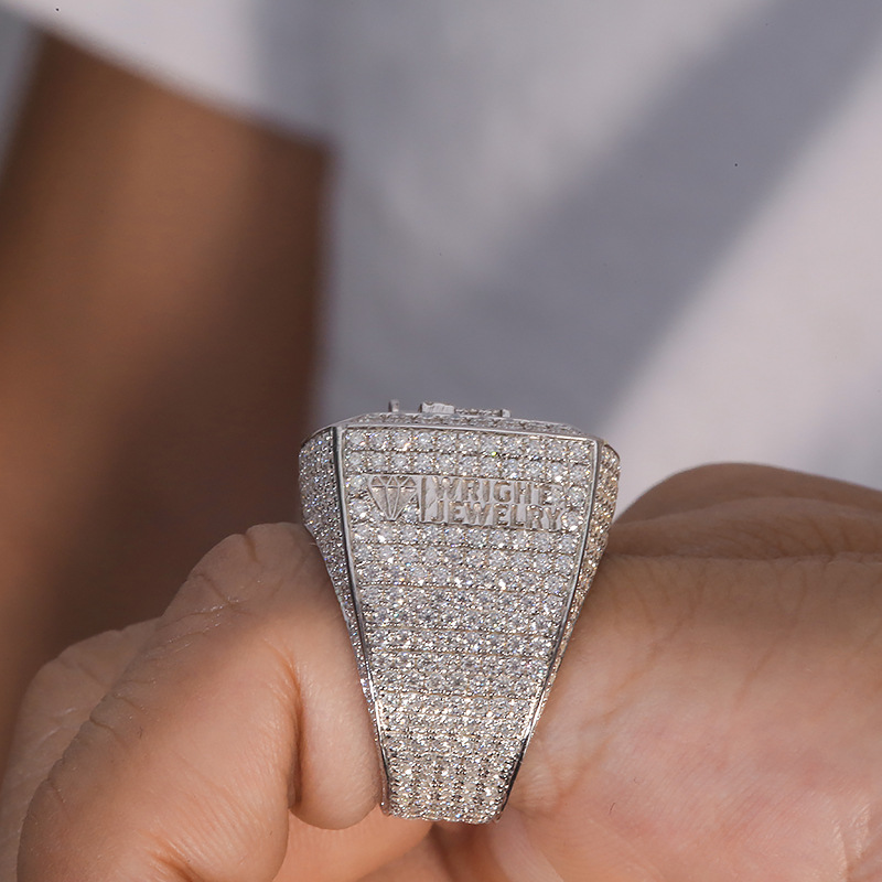 满钻碎钻男戒指嘻哈说唱hiphop镶满钻戒指爆款个性莫桑满钻戒指男