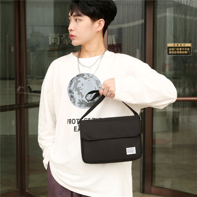 Street Fashion Men's and Women's Same Style One Shoulder Bag 2022 New Autumn and Winter Satchel Casual Simple All-Match Ins Crossbody Couple's Pouch