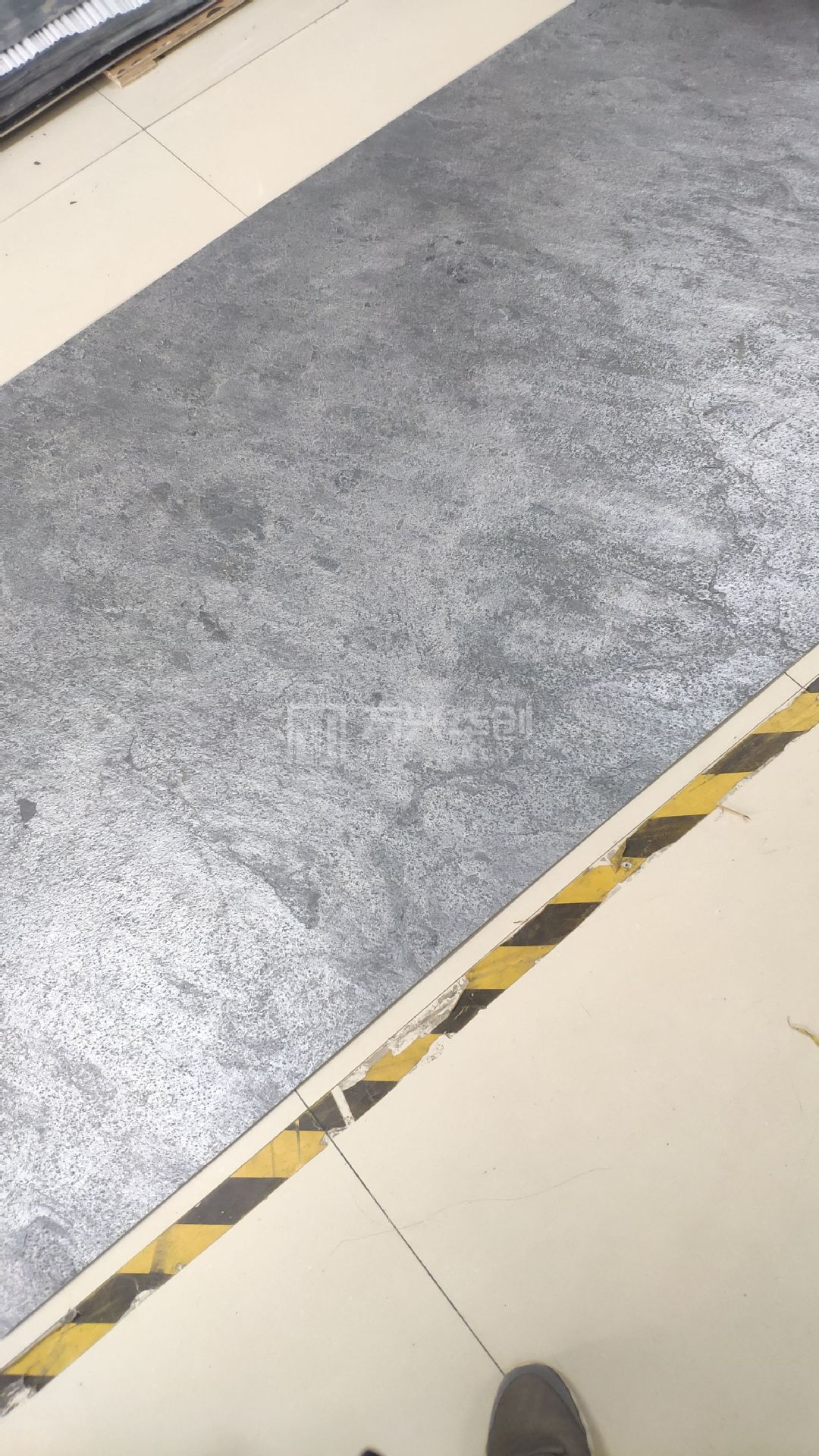 德国天然超薄柔性石材可弯曲电视背景墙岩板石皮创意装饰页岩软石