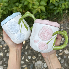 浮雕玫瑰陶瓷杯带盖牛奶杯家用儿童小花马克杯女生可爱燕麦咖啡杯