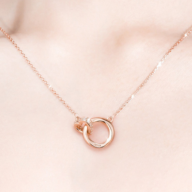 莫比乌斯环项链女2022年轻奢高级设计感小众心形双环相扣锁骨链