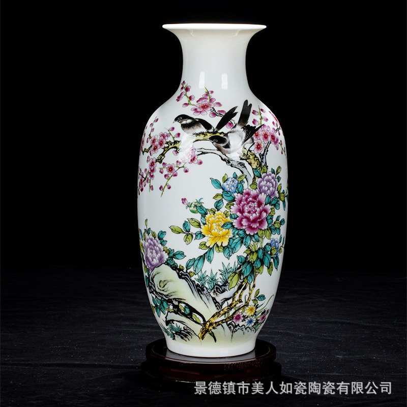 Jingdezhen Ceramics Medium Wax Gourd Bottle in Chinese Antique Style Pastel Living Room Study Wine Cabinet Decorations