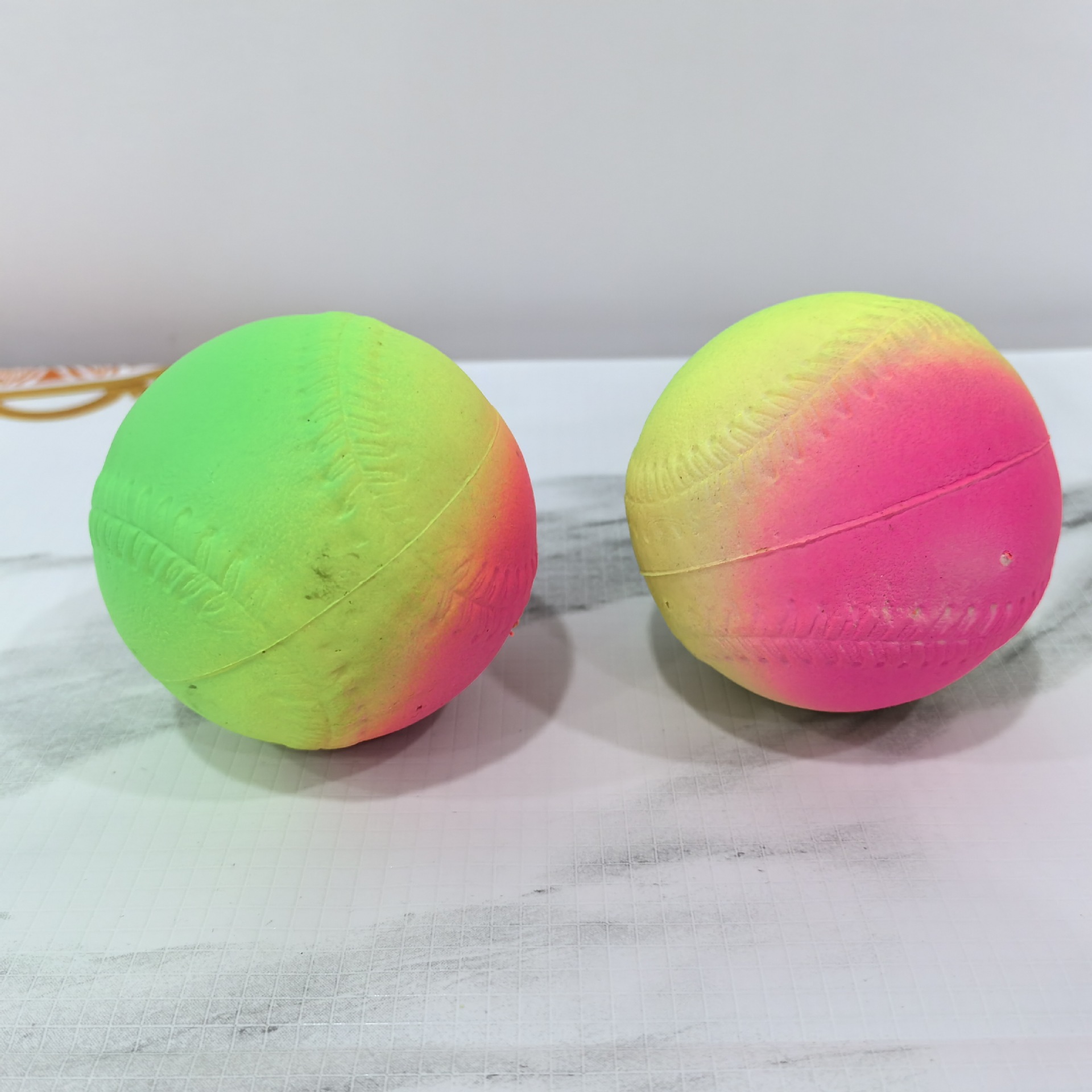 夜光弹力球慢回弹宠物玩具球 两元店货源日用百货批发-阿里巴巴