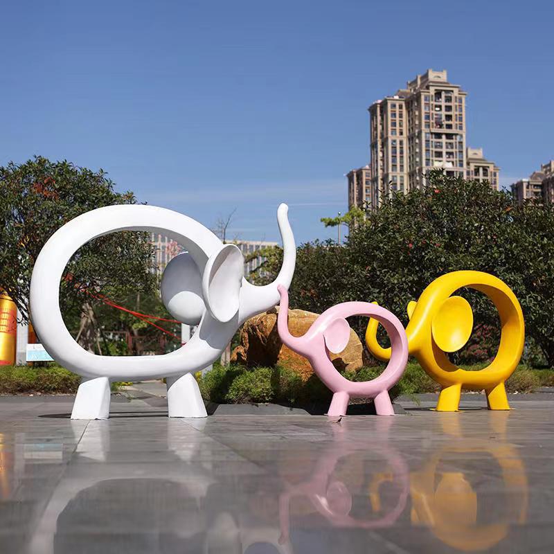 厂家大型户外城市景观美陈现代艺术玻璃钢大象腿座椅雕塑摆件