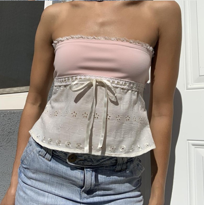 European and American Style 2023 Early Spring New Women's Clothing Fashion Bandeau Sexy off-Shoulder Slim-Fit Tank Top Women