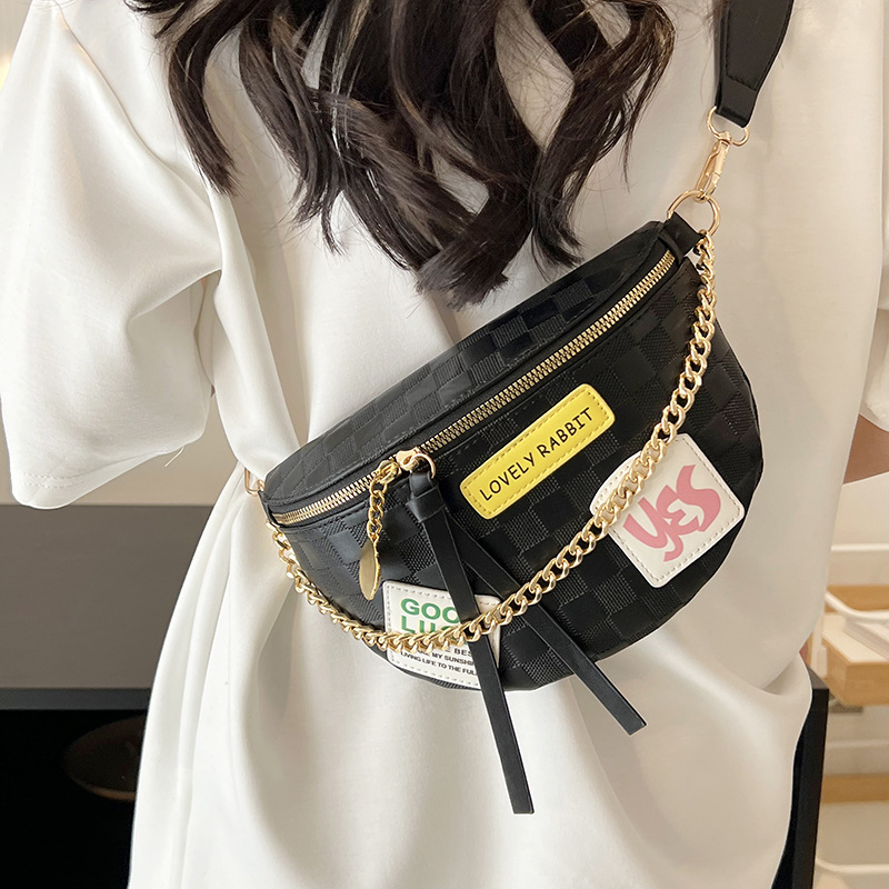 Women's Bag Wholesale Sense Special-Interest Design Small Bag Women's 2023 New Casual Crossbody Waist Bag Fashion Sports Chest Bag