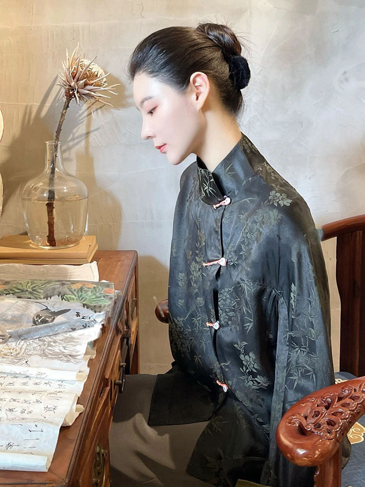 新中式国潮风女装成熟御姐上衣法式气质禅意黑色立领盘扣衬衫女春