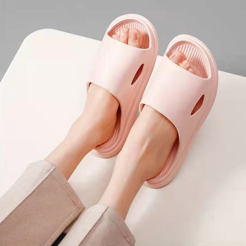 One Piece Dropshipping Best-Seller on Douyin Glossy Slip-on Slippers Summer Bathroom Slippers Women's Home Sandals Wholesale