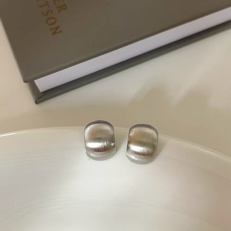Matte Brushed Gold Bean-Shaped Stud Earrings Women's Korean-Style Metal Earrings 2023 New Trendy High-Grade Ear Rings Earrings