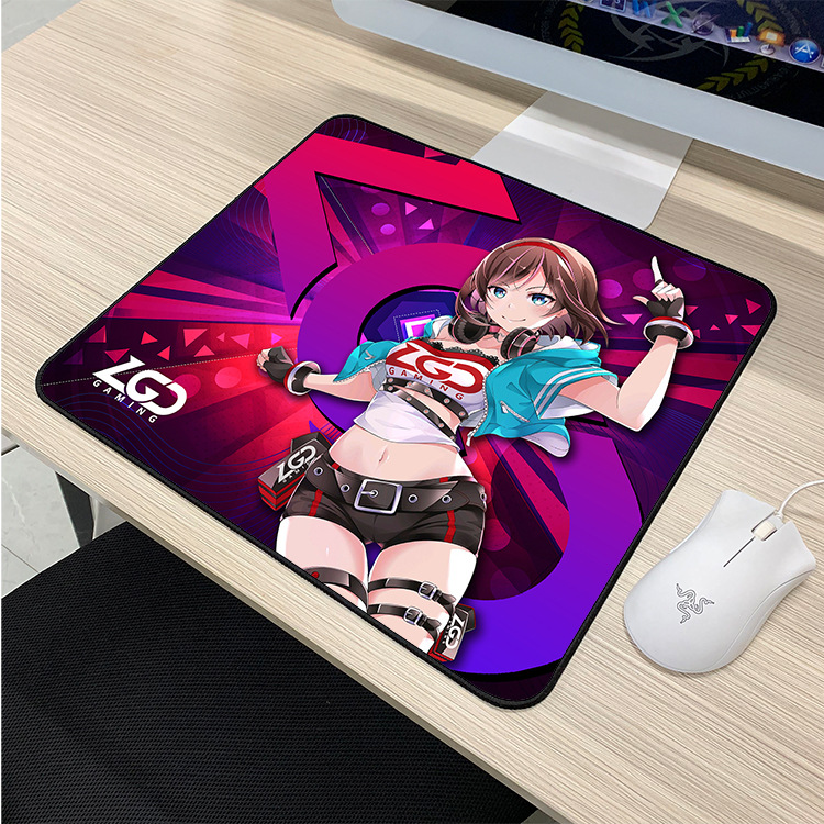 二次元动漫可爱女孩娘化战队电竞游戏鼠标垫大号加厚锁边定制批发