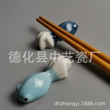 复古日式筷子架 精致锦鲤餐具架卡通鱼陶瓷筷枕 托架
