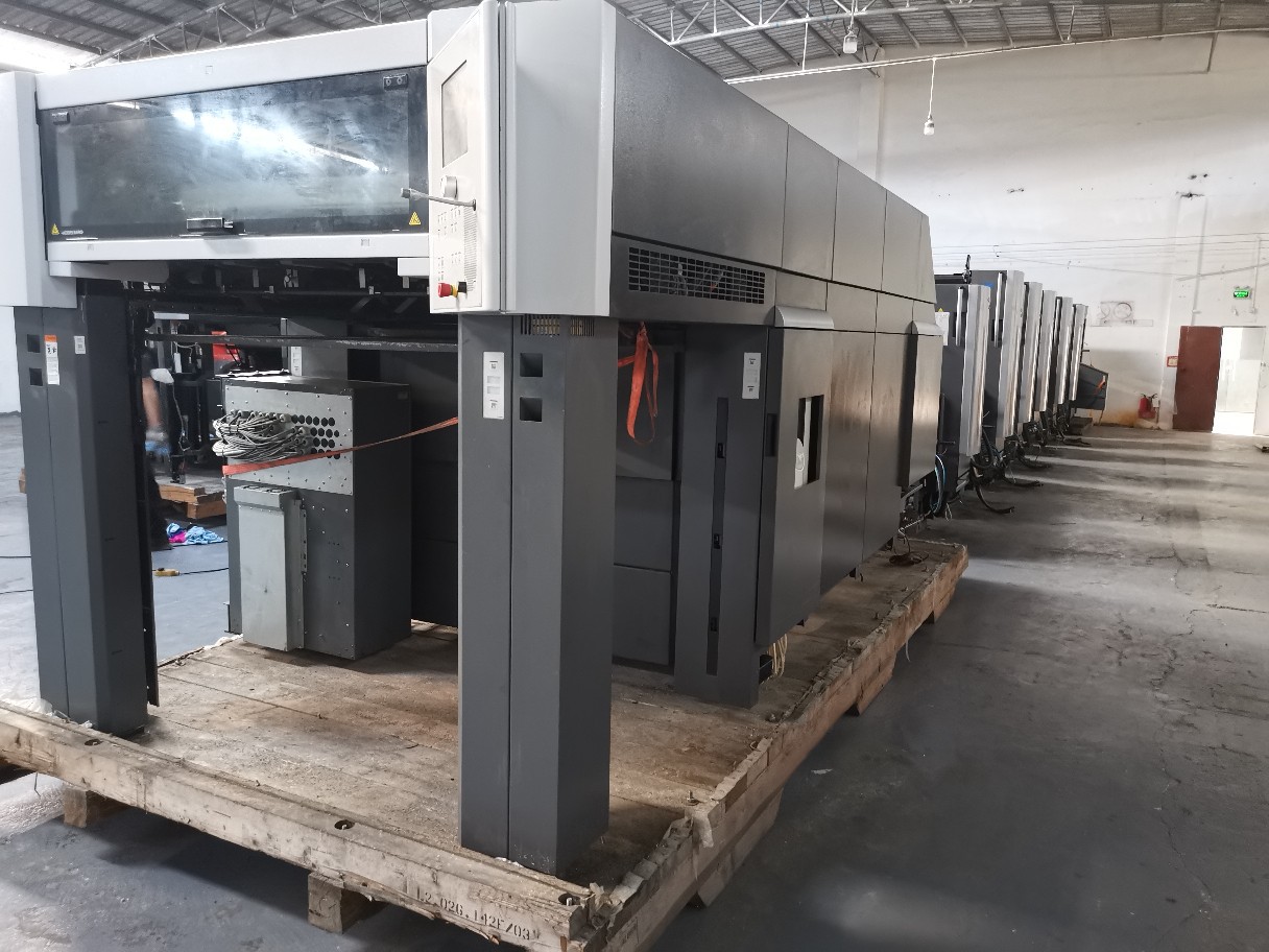 2008年海德堡cd102-5 l,对开五色加过油,双增强飞达,高配