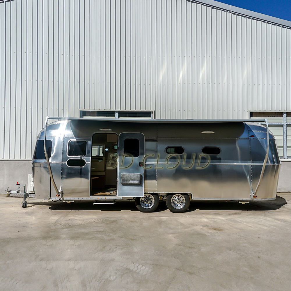 房车营地露营房车 8米厂家制造 airstream牵引拖挂房车