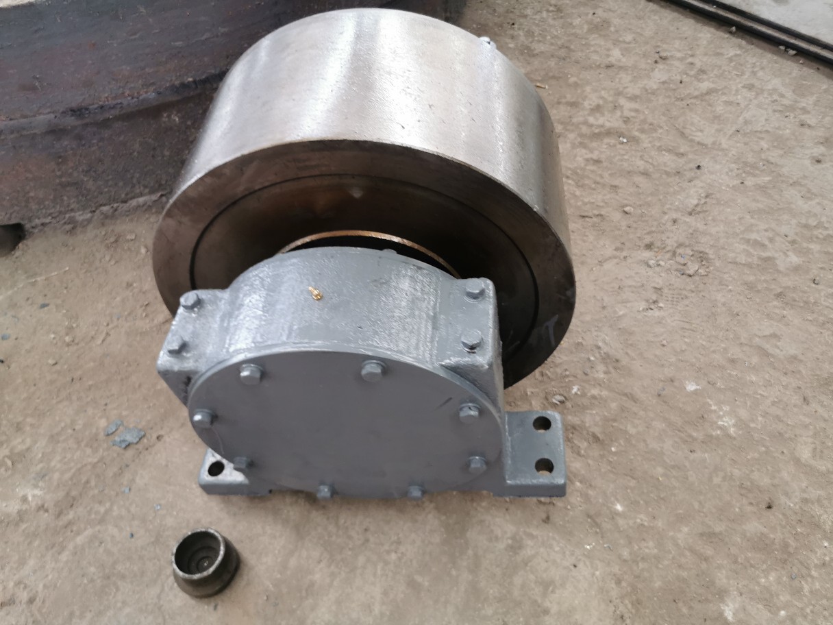 徐州鼎航工程机械有限公司 已选0台/0.00元 规格         回转窑拖轮