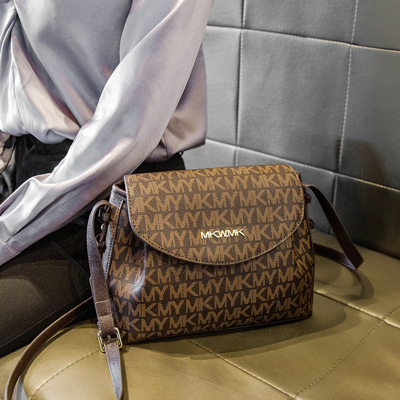 mymk女包2021新款时尚女士小包包大容量软皮单肩斜挎包-阿里巴巴