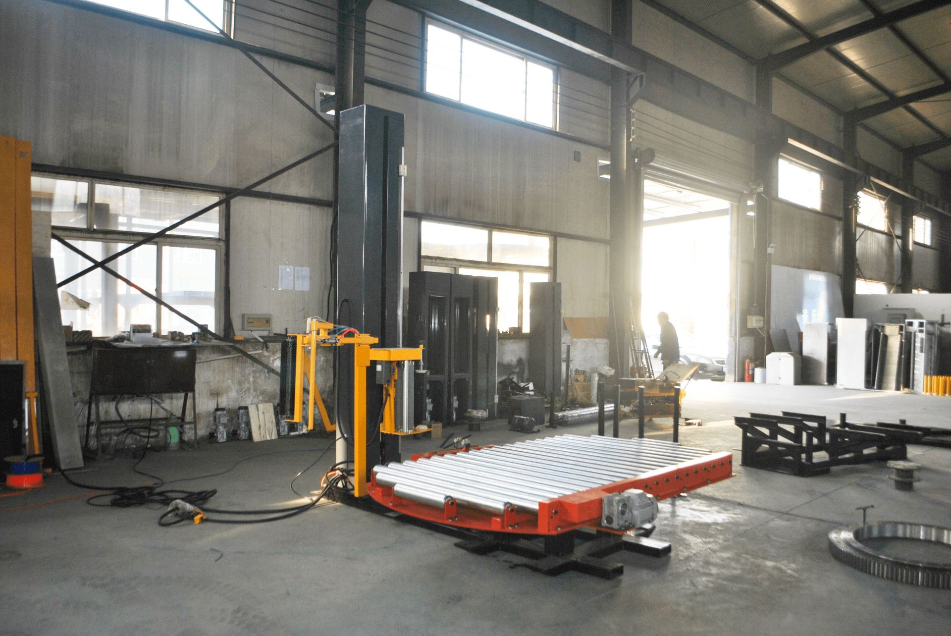 山东在线托盘缠绕包装机 全自动缠绕膜打包机 预拉智能设备缠绕机