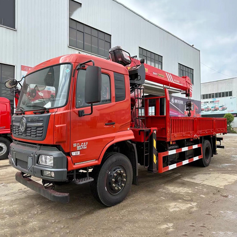 东风天锦新款单桥三一徐工8吨随车吊 天锦四驱vr新款驾驶室康明斯