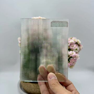 超白压花玻璃 条纹玻璃 大灯芯 小灯芯钢化玻璃钢化玻璃制品-阿里巴巴