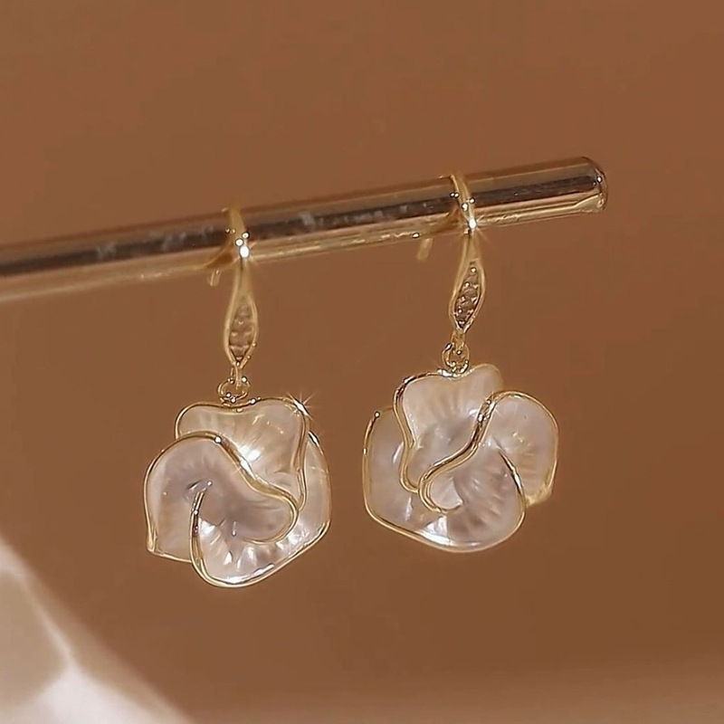 Korean Style New Drip Glazed Camellia Zircon Earrings French Minority Temperamental Earrings Light Luxury High-Grade Earrings Wholesale