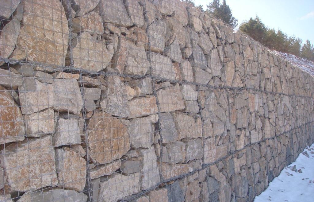 护坡石厂家铁笼护坡石价格多少一吨鹅软石护坡施工队