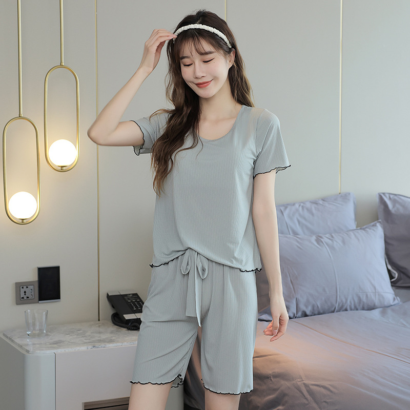 Ice Silk Pajamas Women's Pajamas with Chest Pad Summer Can Be Worn outside Loose Classic Style Homewear Summer Pajamas Suit