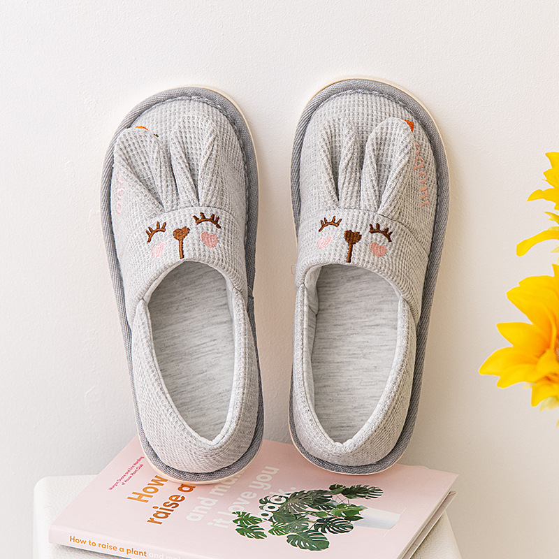 Confinement Shoes Spring and Autumn Large Size Thick Bottom for Pregnant Women Maternity Shoes Summer Thin Breathable Soft Bottom Non-Slip Postpartum Slippers