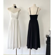 韩国洋气时尚法式V领长款连衣裙夏季高级感小个子A字吊带裙