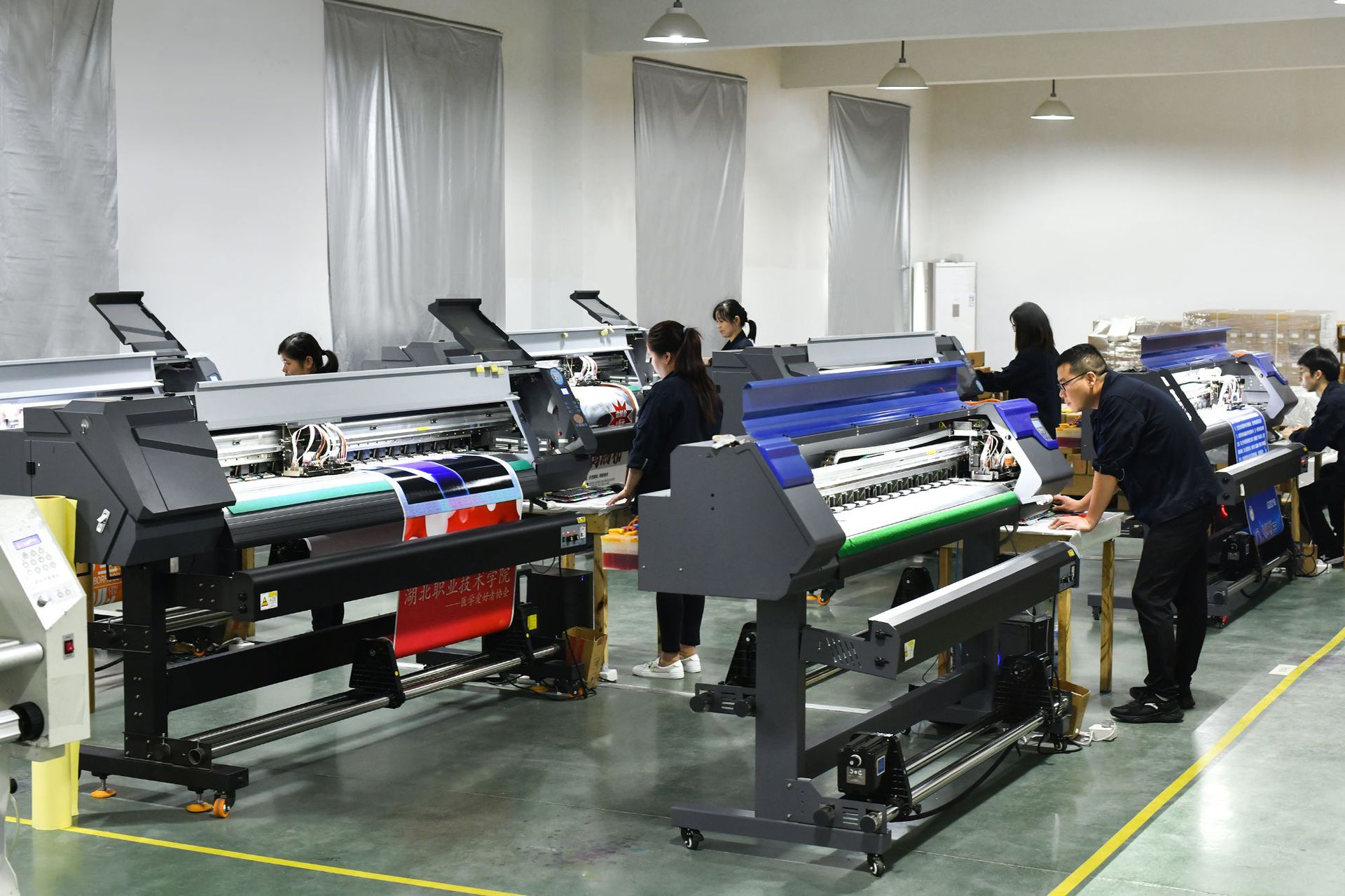 工厂批发铁质a型海报架立式广告牌活动展架折叠双面落地户外手提