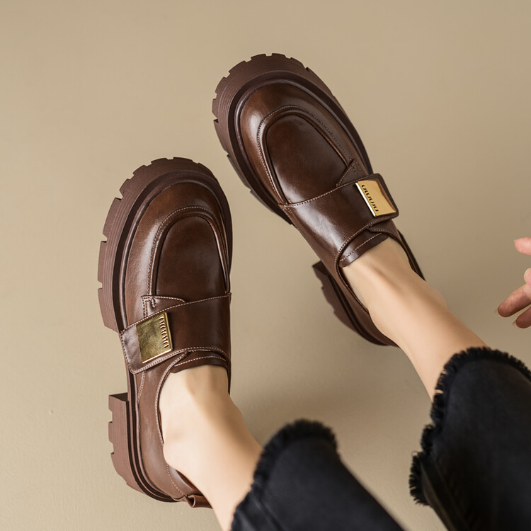 棕色软牛皮英伦风乐福鞋女bai搭厚底基础款单鞋2024新款春秋单鞋