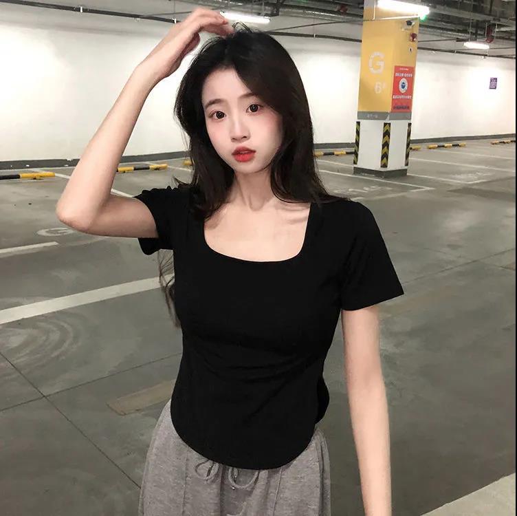 Women's Short-Sleeved T-shirt Summer 2024 New Korean Style Slim Fit Slimming Casual Bottoming Niche Girl Pure Desire Hot Girl Top