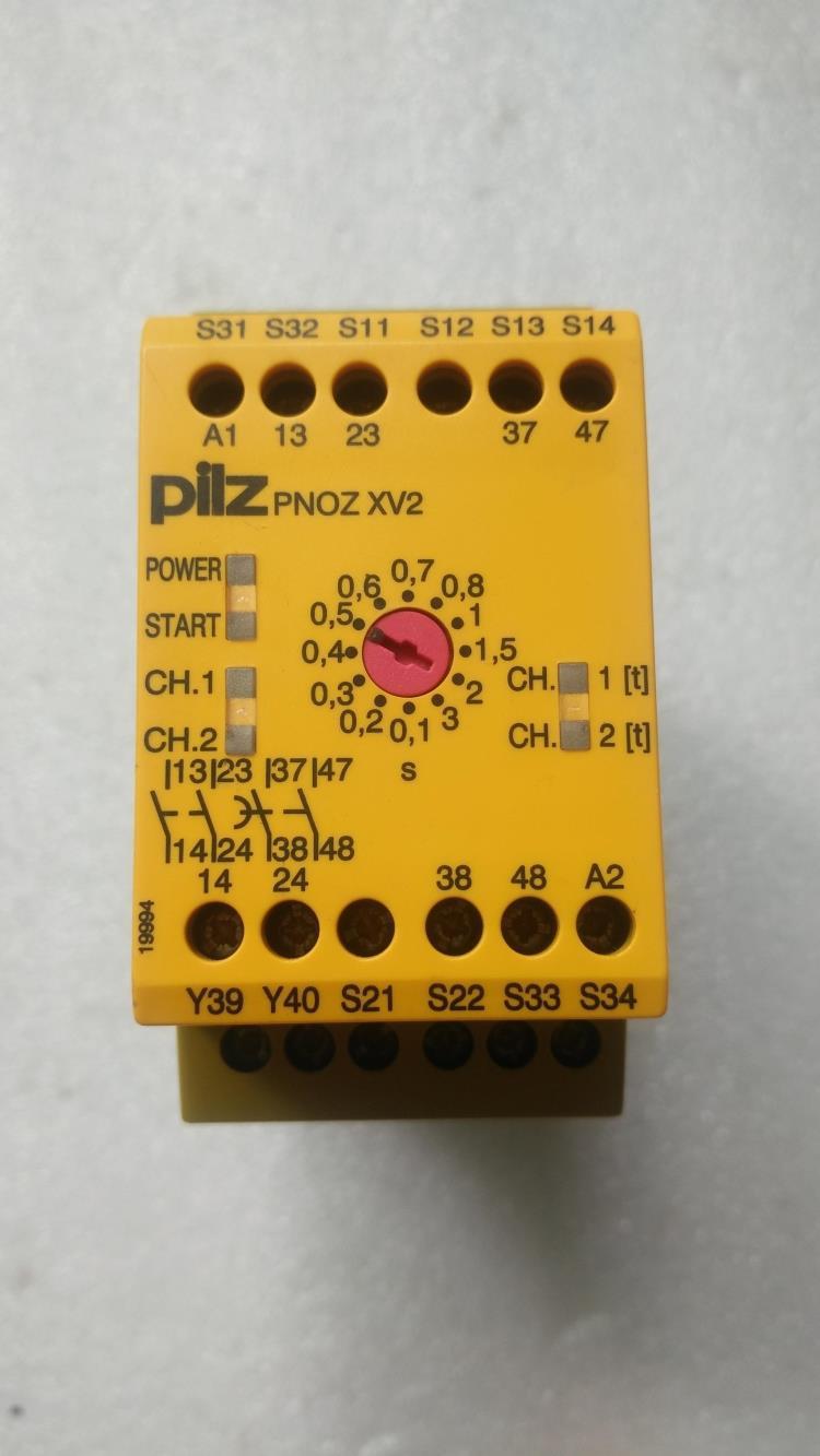 原装pilz皮尔兹安全继电器pnoz xv2 774500 774502 775510 774730