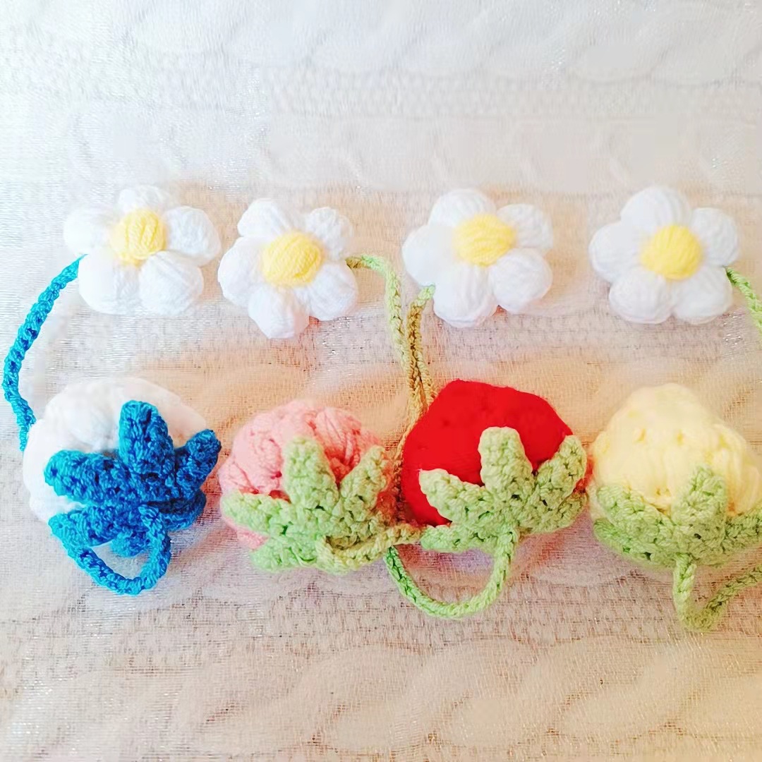 满满手工钩针编织diy毛线泡芙花小物挂绳草莓钥匙扣包包挂件成品