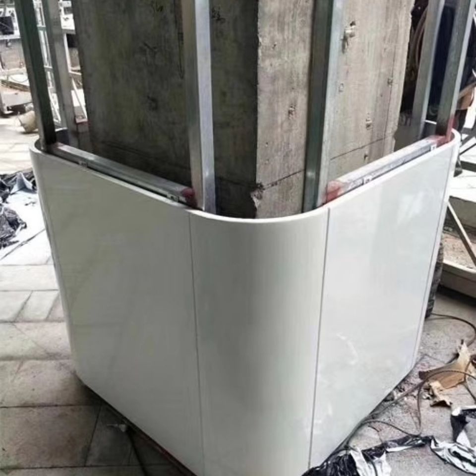 铝板圆柱包边铝单板厂家定制 铝合金包柱子弧形板圆形板冲孔幕墙